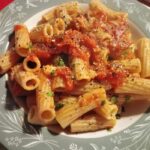 Rigatoni con Pomodoro e Bottarga